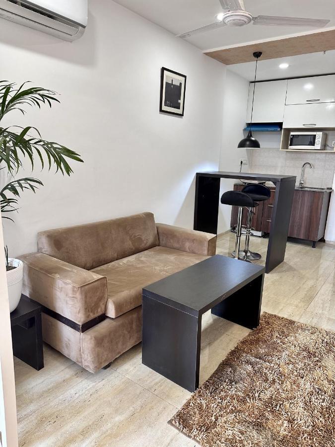 Flamingo Hotel Sector 67 I Studio Rooms I غورغاون المظهر الخارجي الصورة