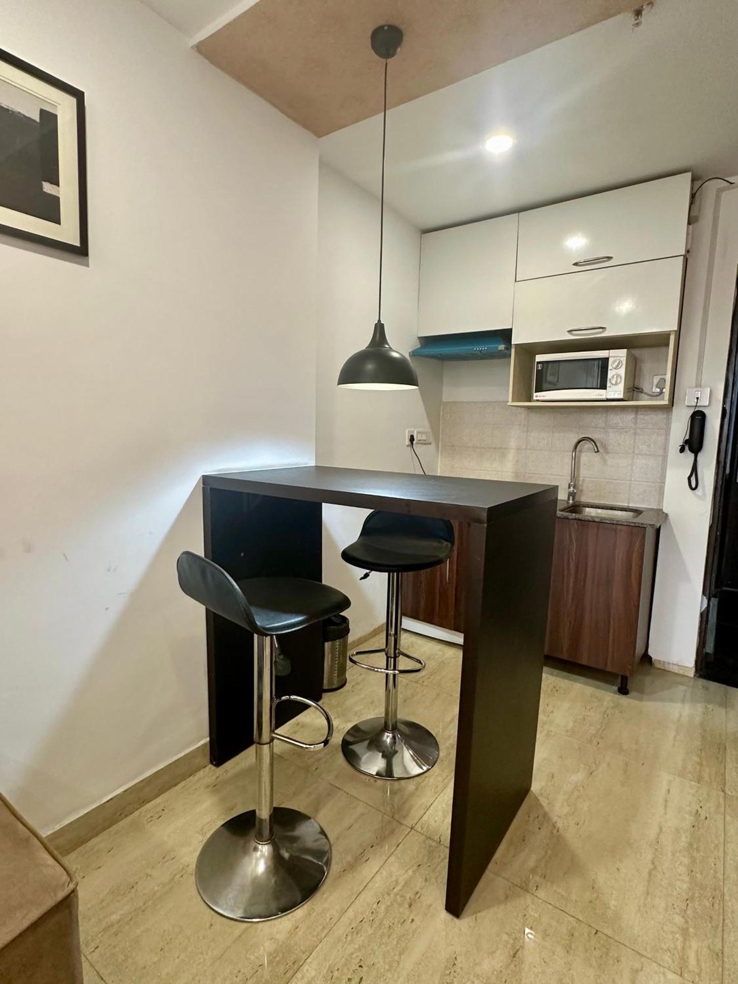 Flamingo Hotel Sector 67 I Studio Rooms I غورغاون المظهر الخارجي الصورة